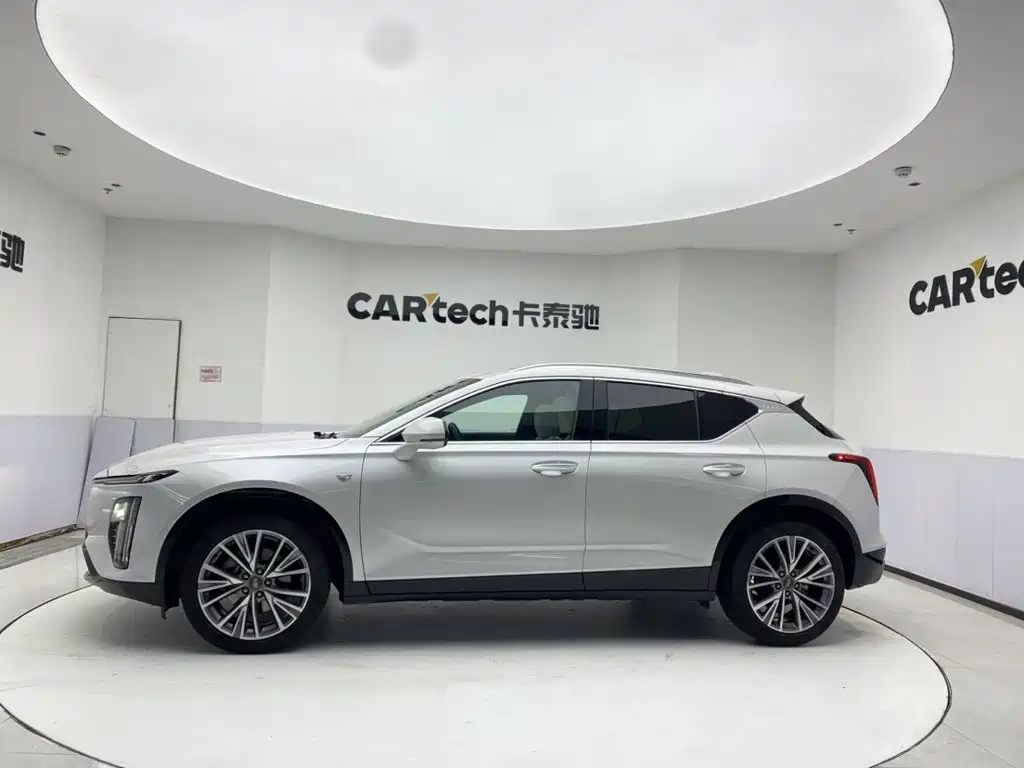 Cadillac GT4 — миниатюра 8