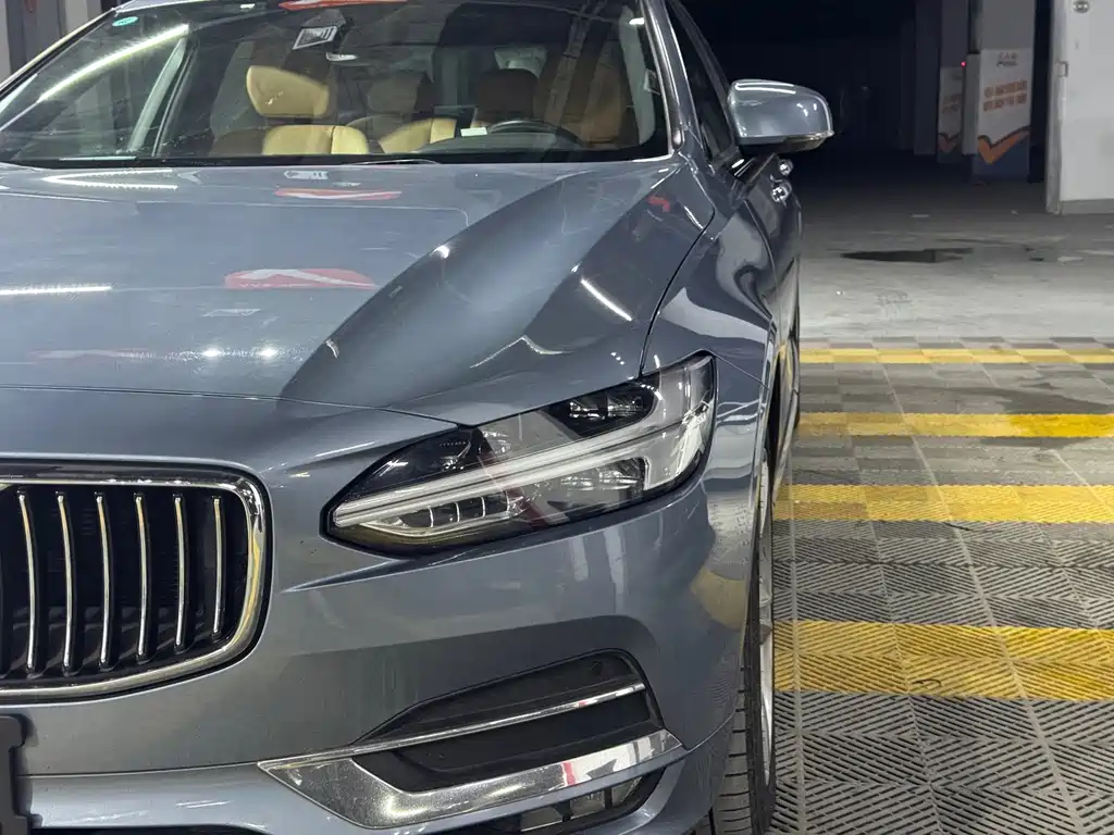 Volvo S90 — миниатюра 4