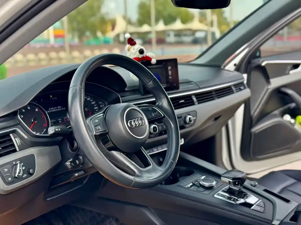 Audi A4L — миниатюра 4