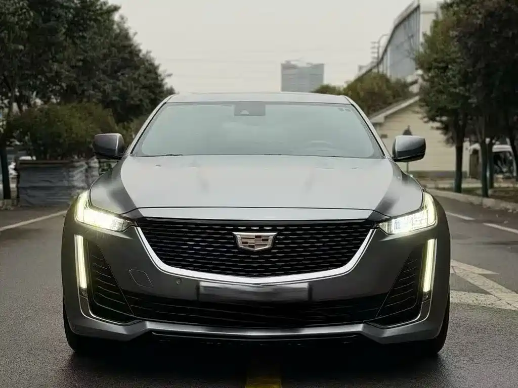 Cadillac CT5 — миниатюра 2