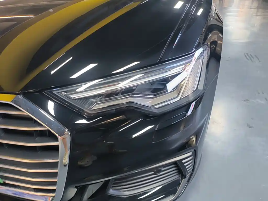 Audi A6L New Energy — миниатюра 24
