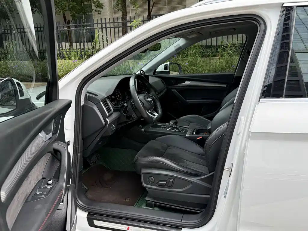 Audi Q5L — миниатюра 10