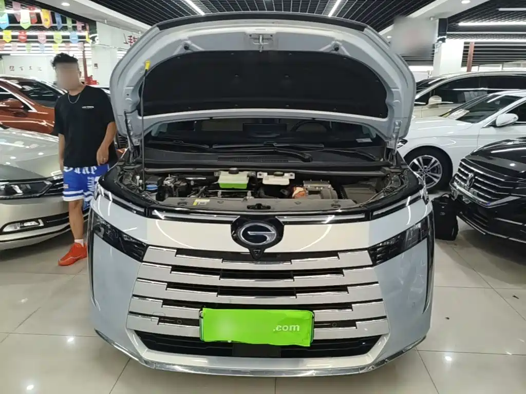 GAC Motor Trumpchi E8 PHEV — миниатюра 20