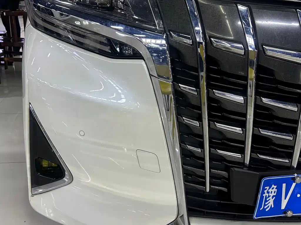 Toyota Alphard 2018 3.5L Luxury