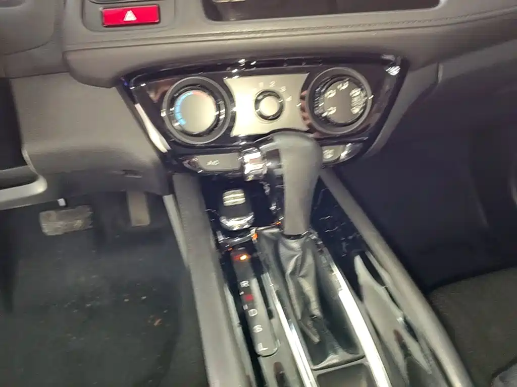 Honda Vezel — миниатюра 14