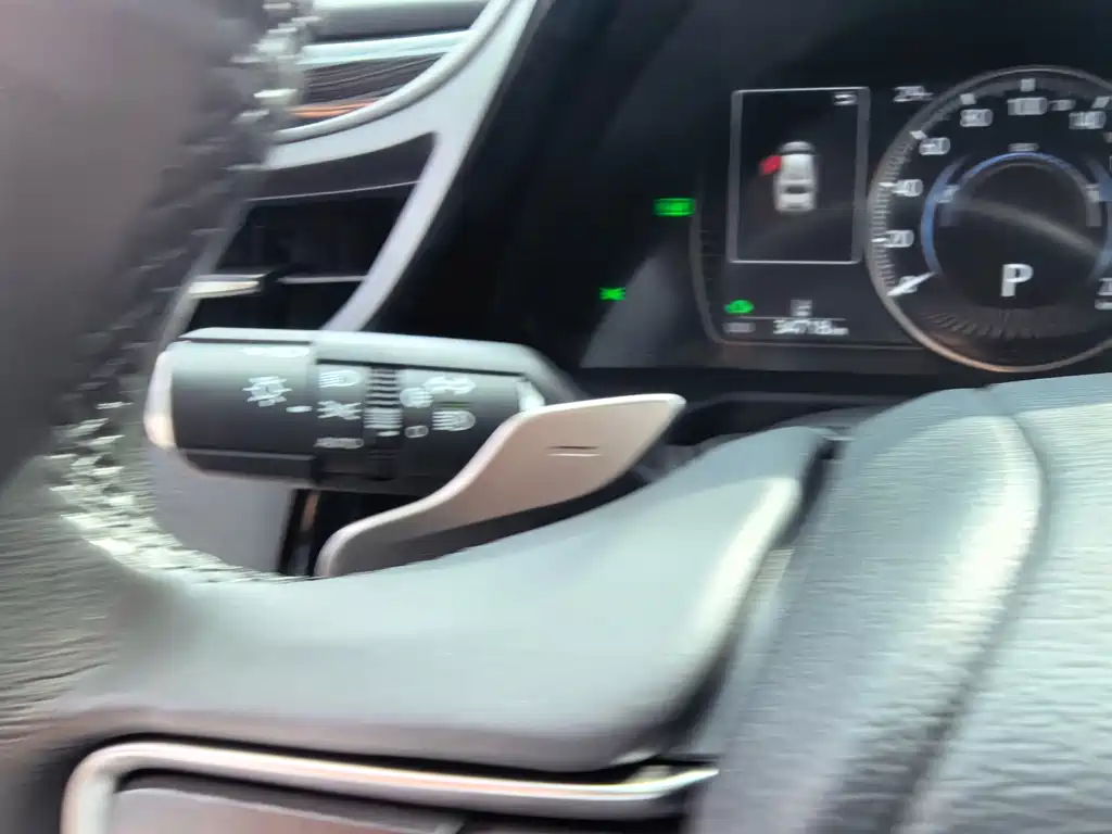 Lexus ES — миниатюра 24