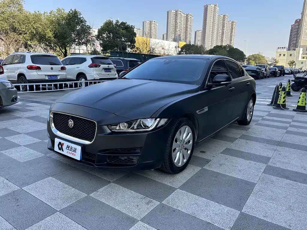 Jaguar XEL 2019