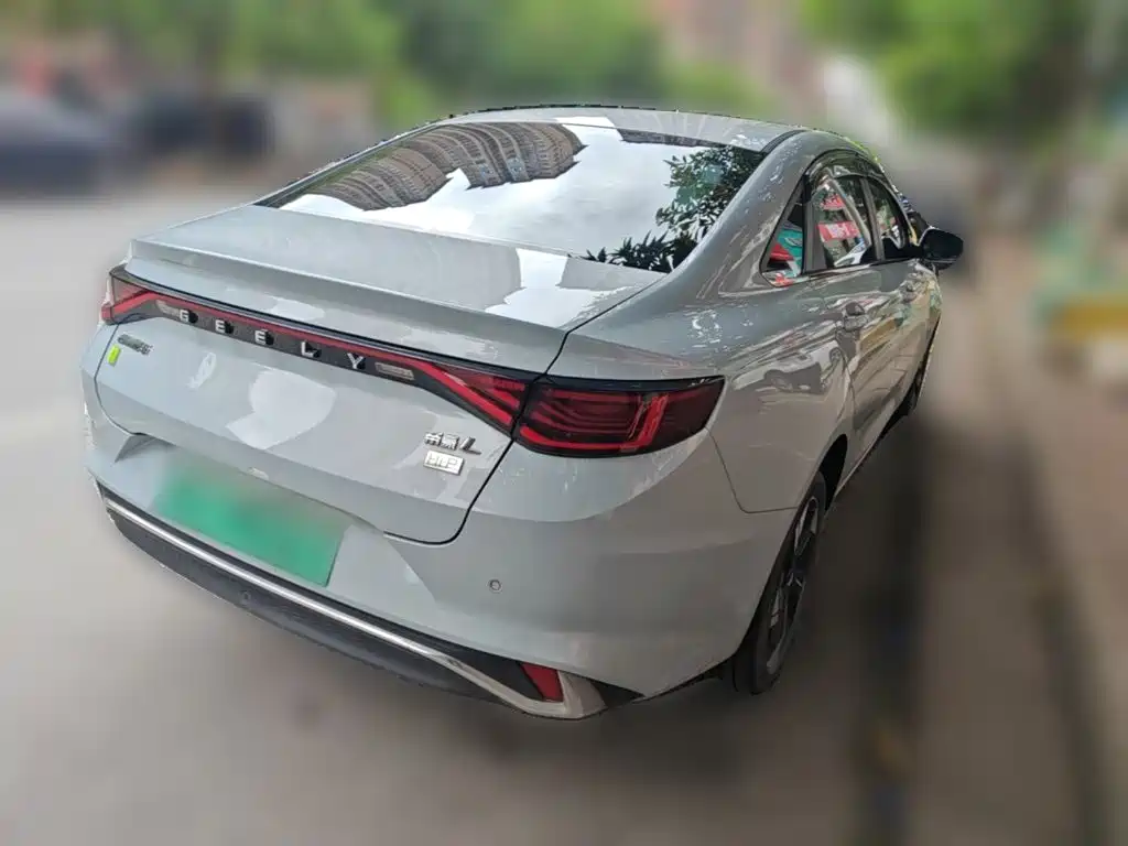 Geely L HiP — миниатюра 10