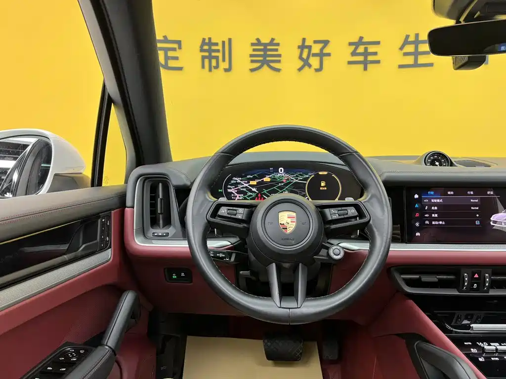 Porsche Cayenne — миниатюра 18
