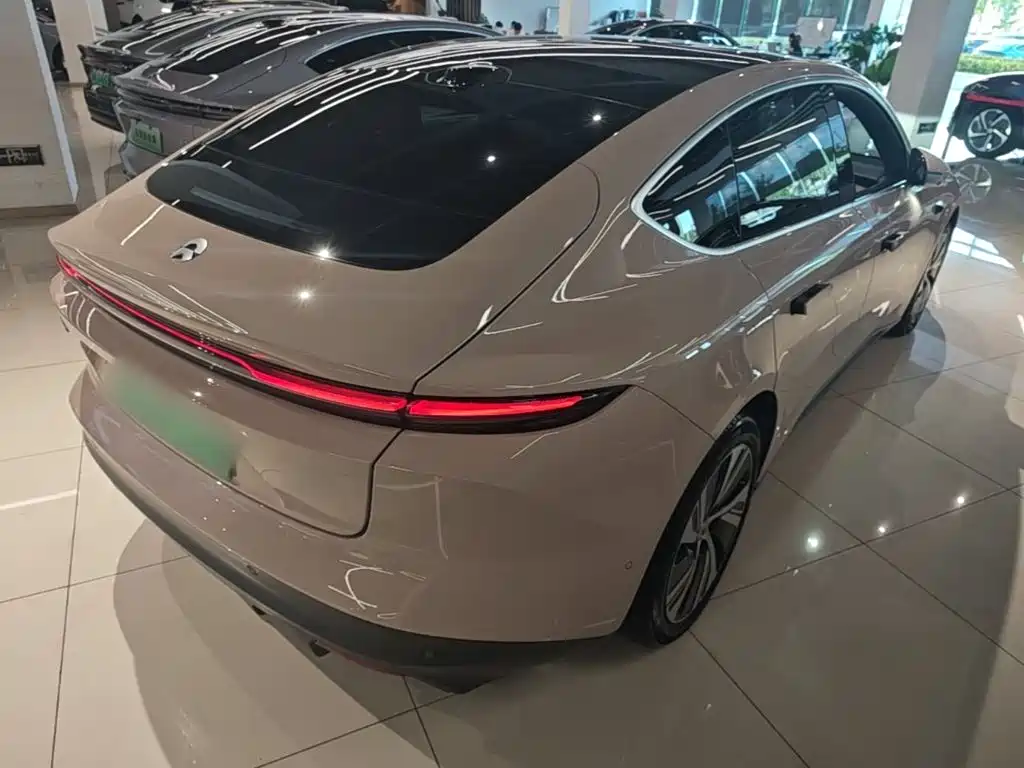 NIO ET5 — миниатюра 7