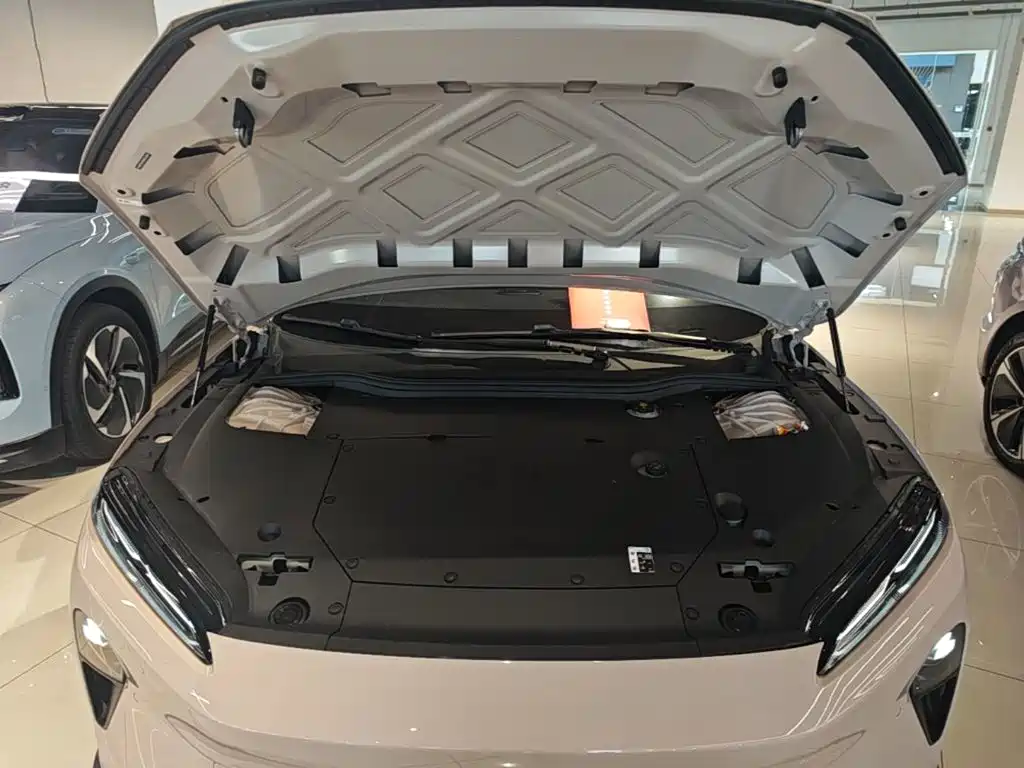 NIO ET5 — миниатюра 20