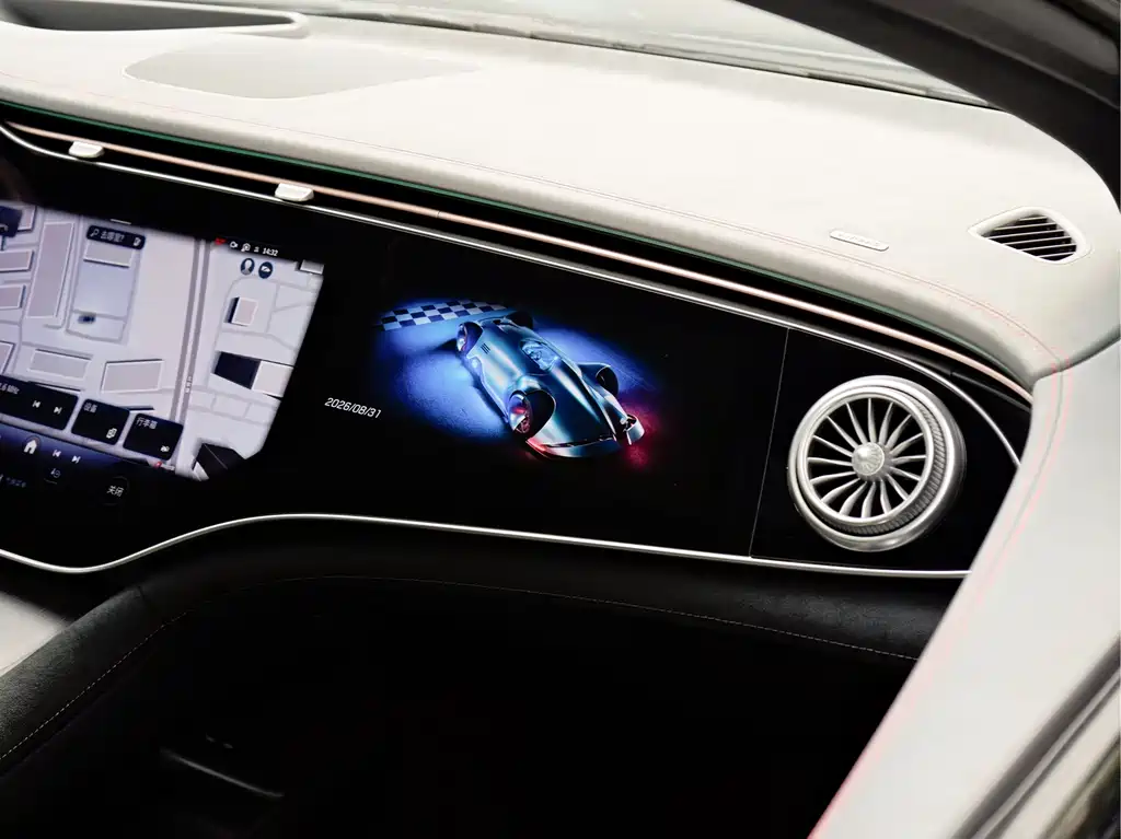Mercedes-Benz EQE AMG — миниатюра 17