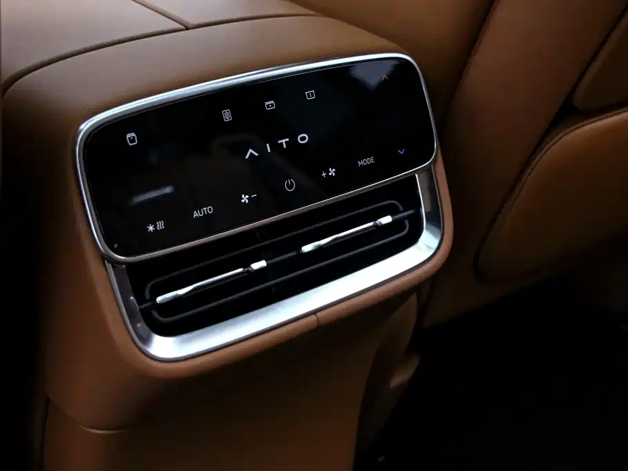 AITO AITO M8 — миниатюра 18