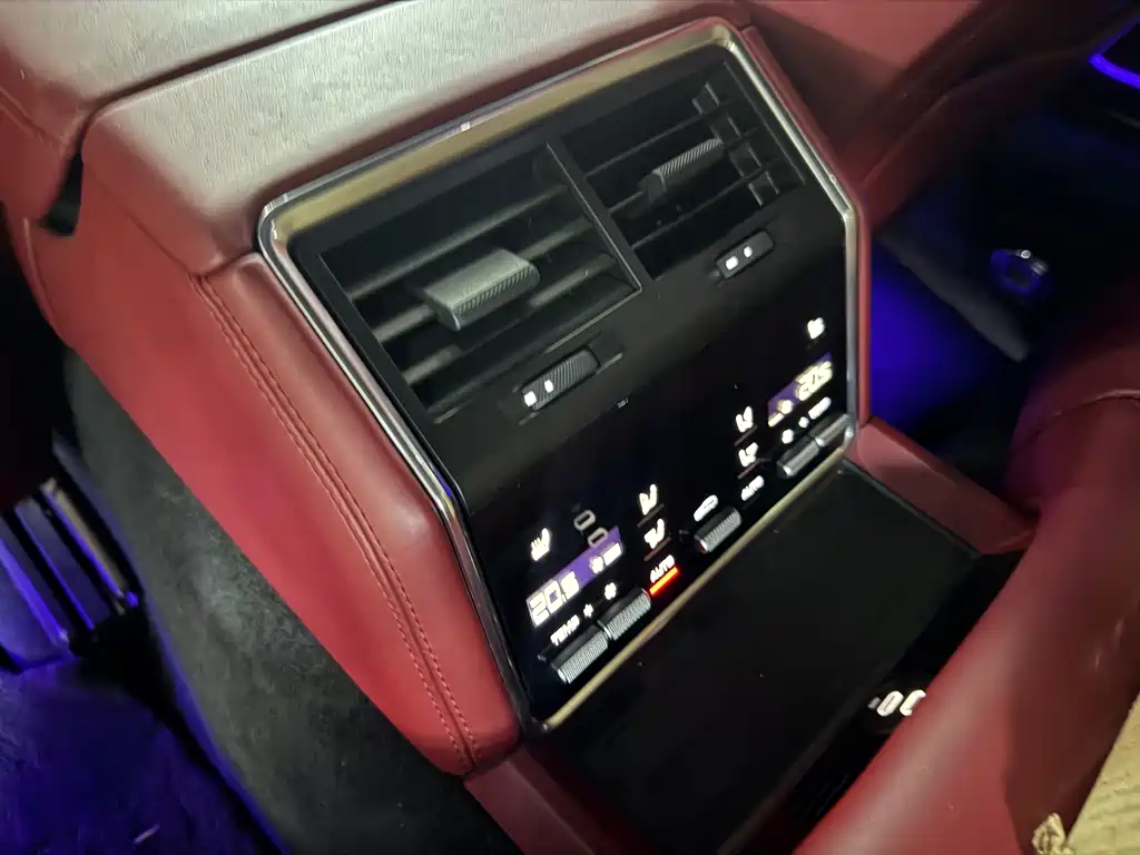 Porsche Panamera — миниатюра 12