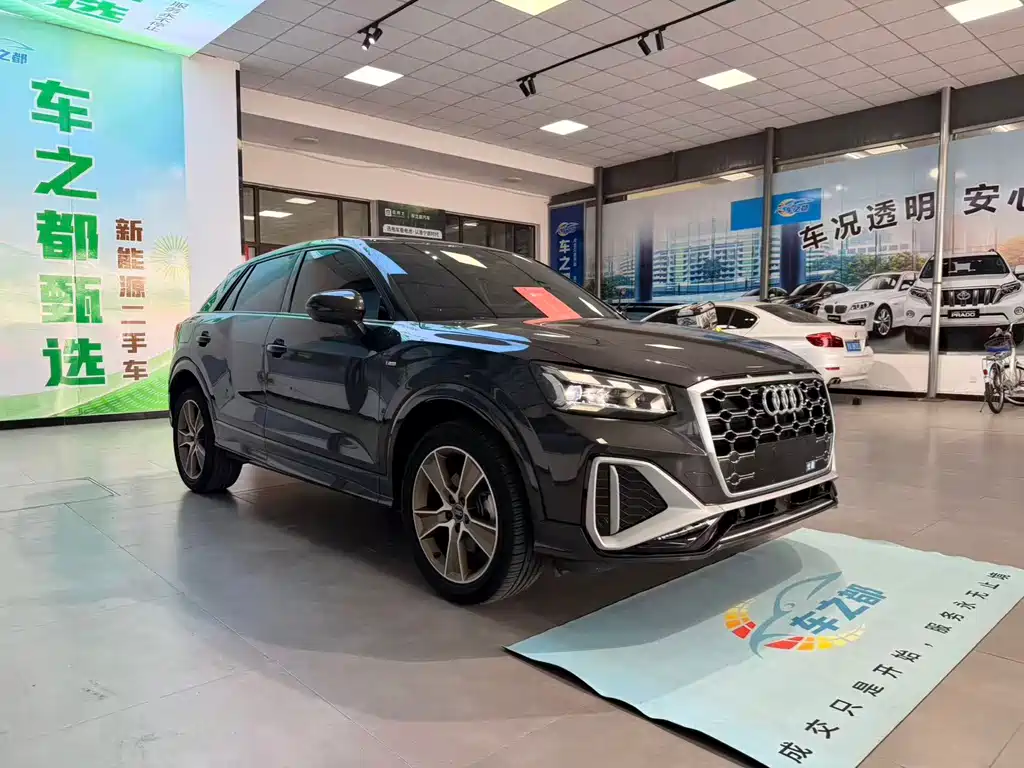 Audi Q2L — миниатюра 3