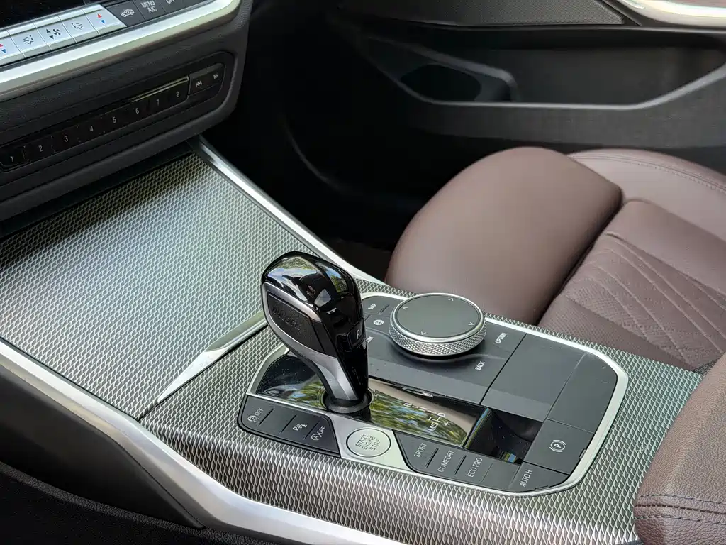 BMW 3 Series — миниатюра 7