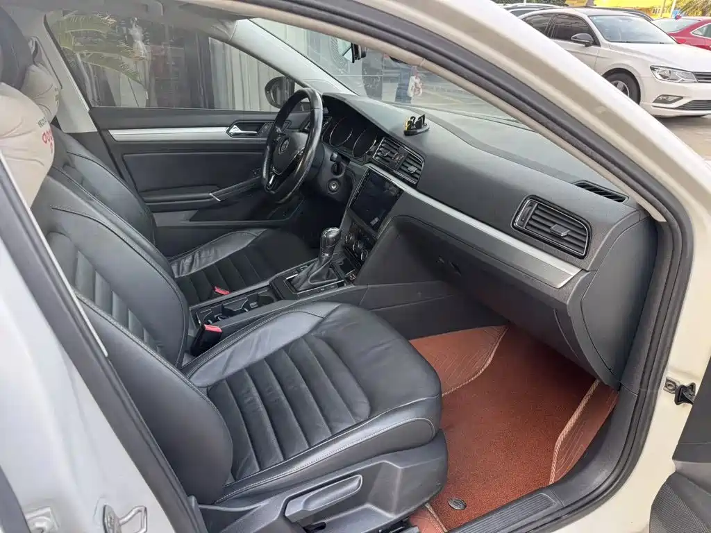 Volkswagen Lamando — миниатюра 9