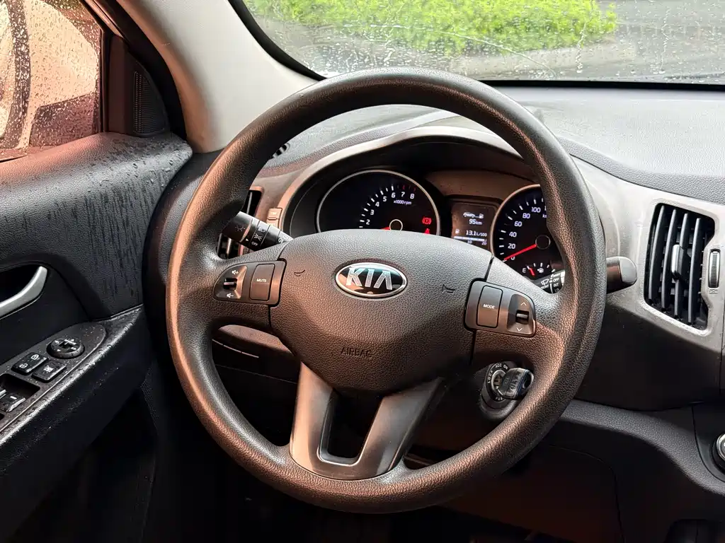 Kia Sportage — миниатюра 6
