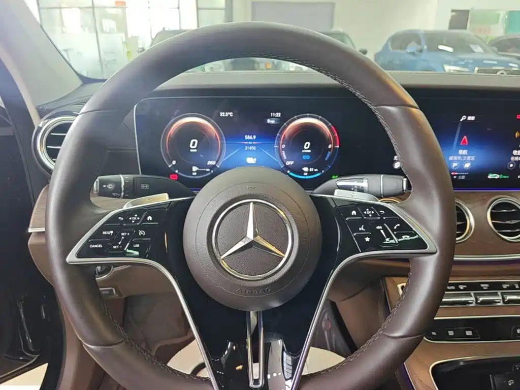 Mercedes-Benz E-Class New Energy — миниатюра 7