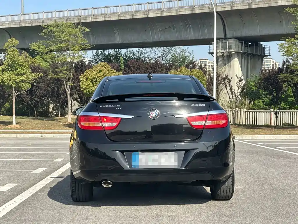 Buick Excelle — миниатюра 8
