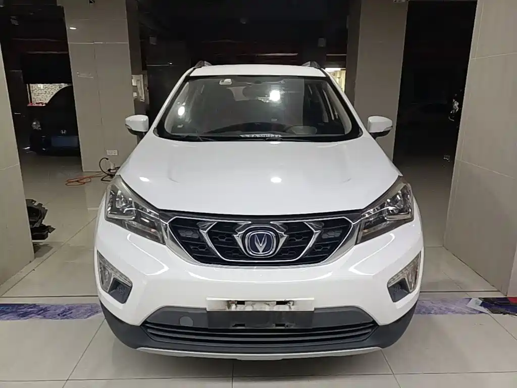 Changan CS15 — миниатюра 3