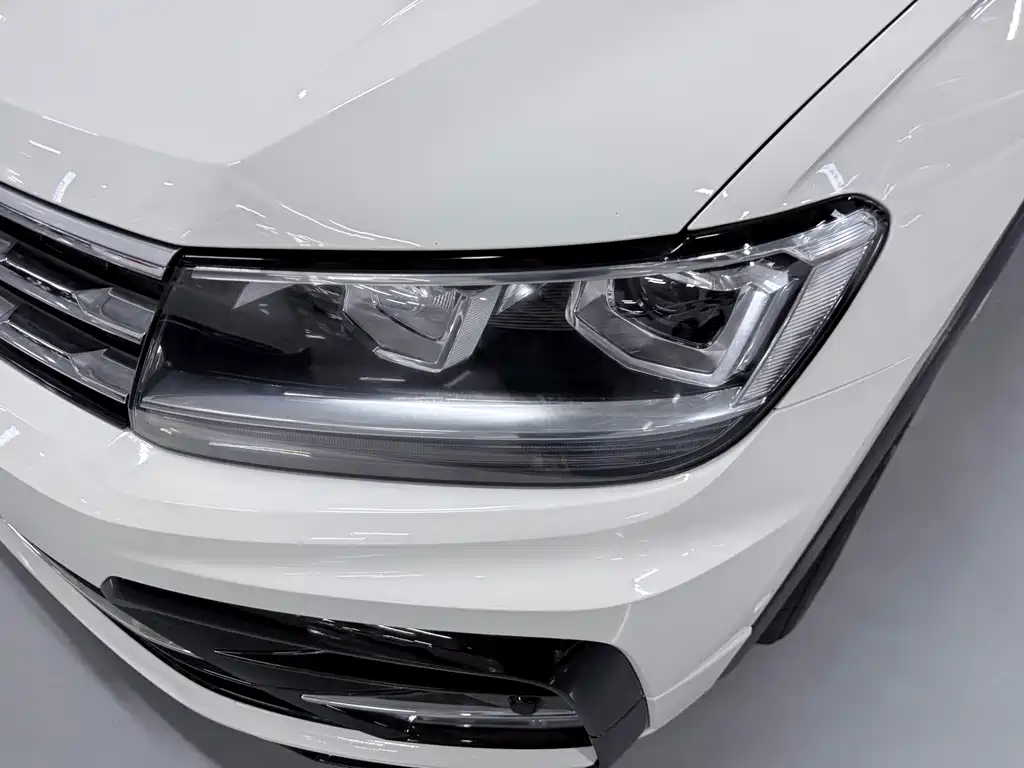 Volkswagen Tiguan L — миниатюра 4