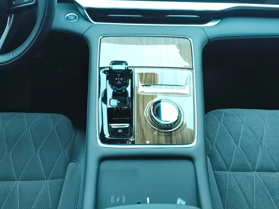 Geely Xingyue L — миниатюра 16