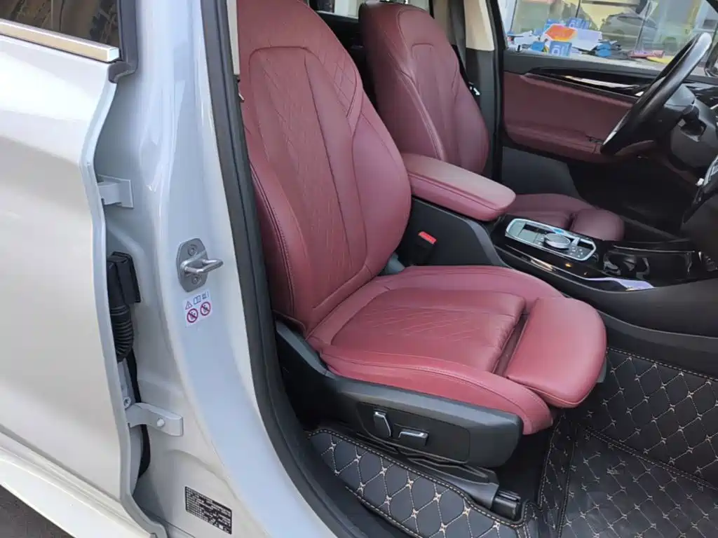 BMW iX3 — миниатюра 25