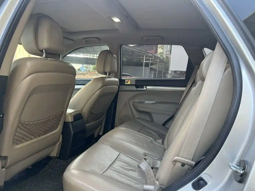 Kia Sorento — миниатюра 9