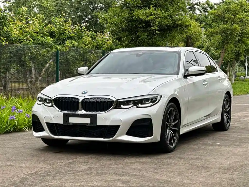 BMW 3 Series 2022