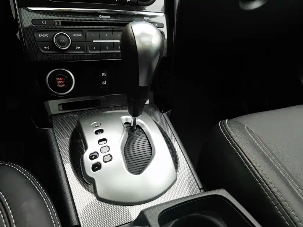 Renault Koleos (Import) — миниатюра 13