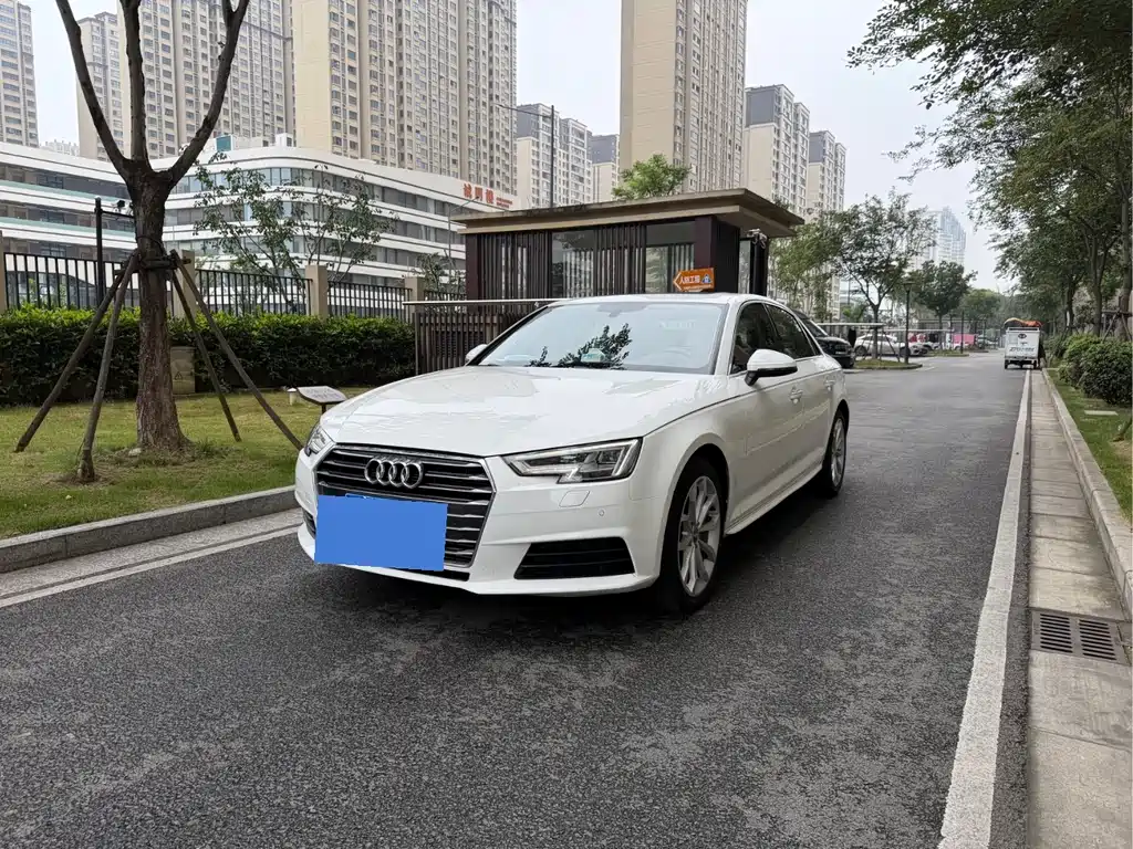 Audi A4L 2018 30 40 TFSI Fashion