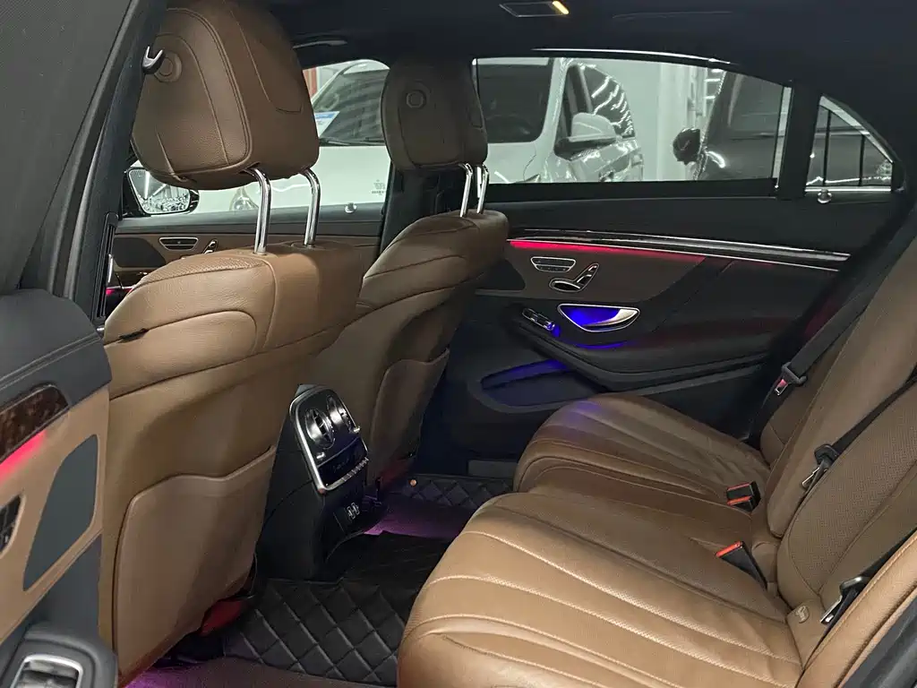 Mercedes-Benz S-Class — миниатюра 12