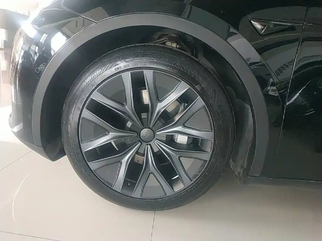 Tesla Model Y — фотографии объявления, Фото 23