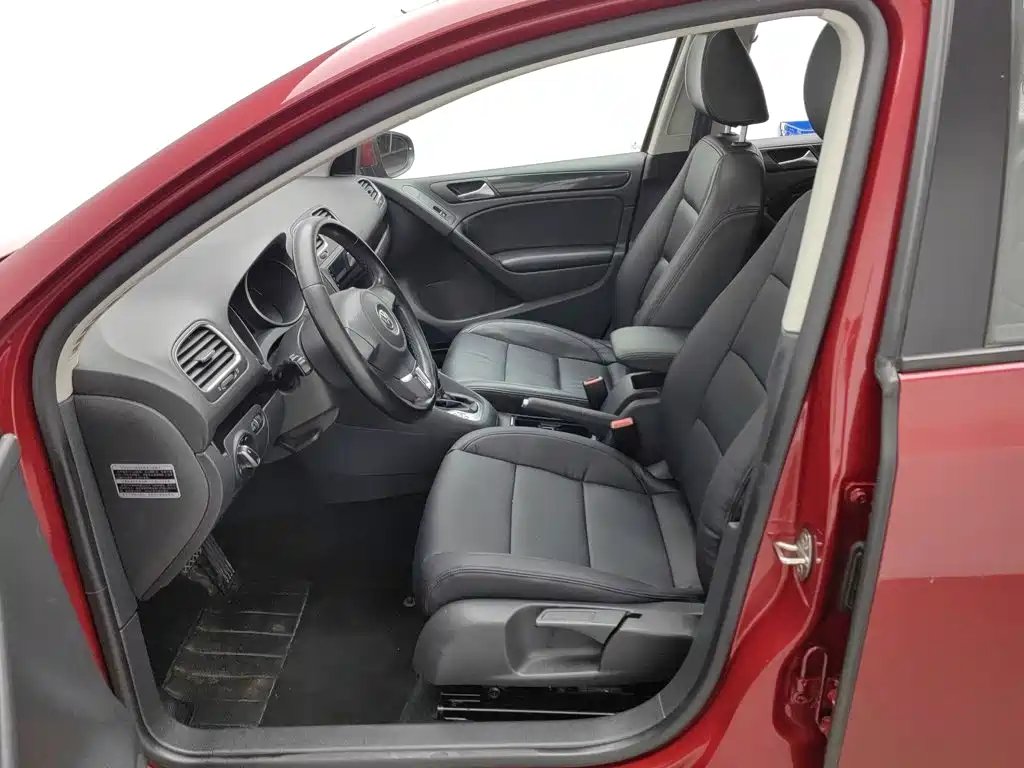 Volkswagen Golf — миниатюра 10