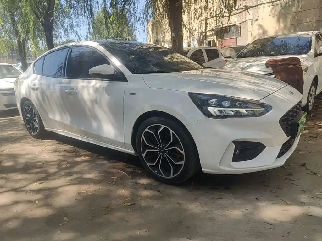 Ford Focus — миниатюра 4