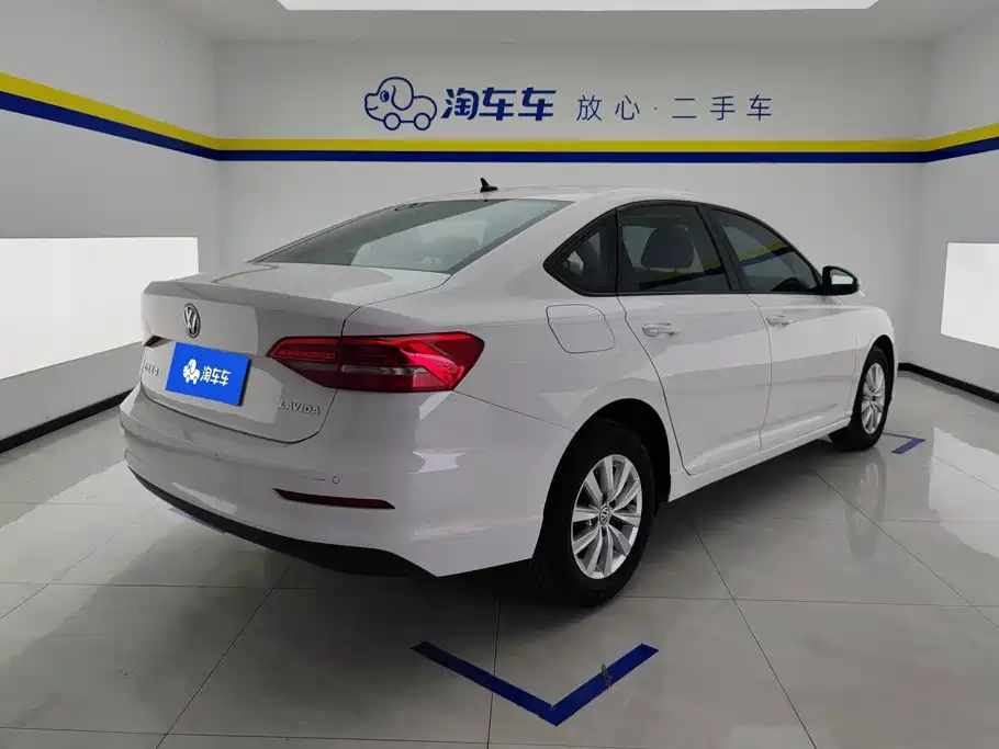 Volkswagen Lavida — миниатюра 3