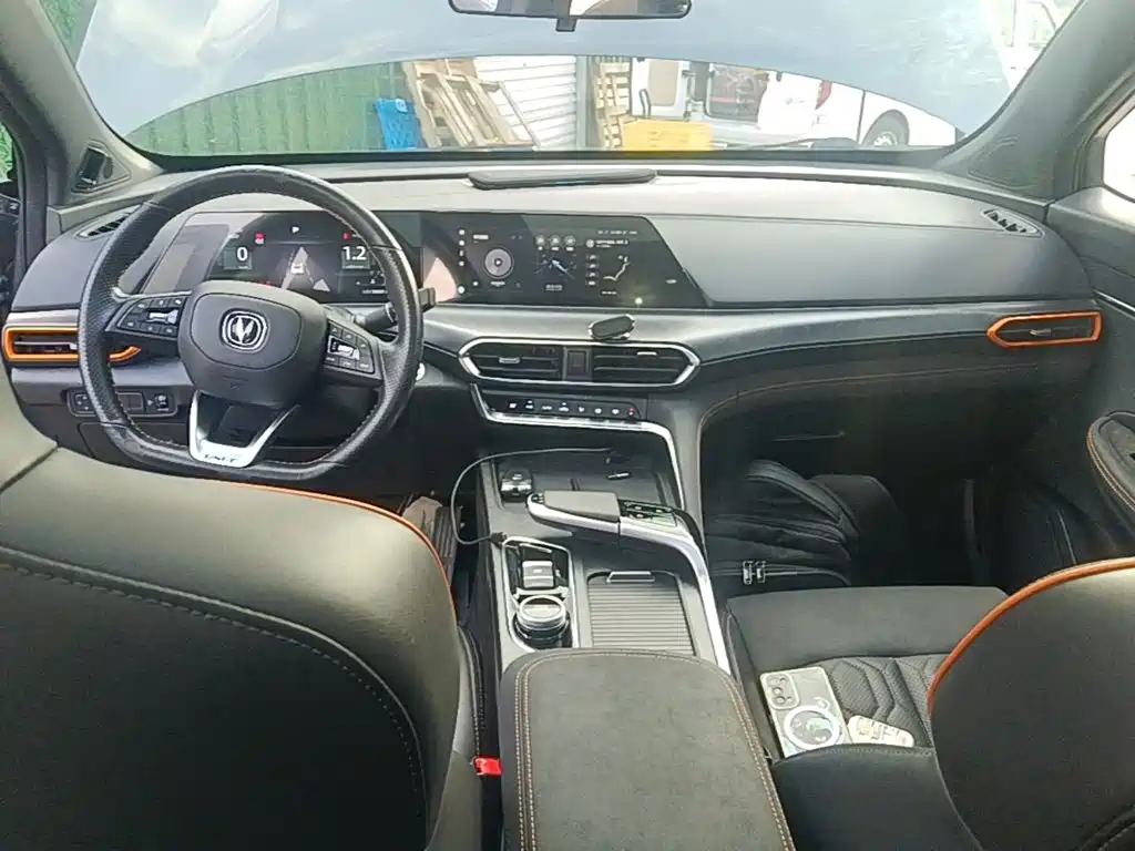 Changan UNI-T — миниатюра 10