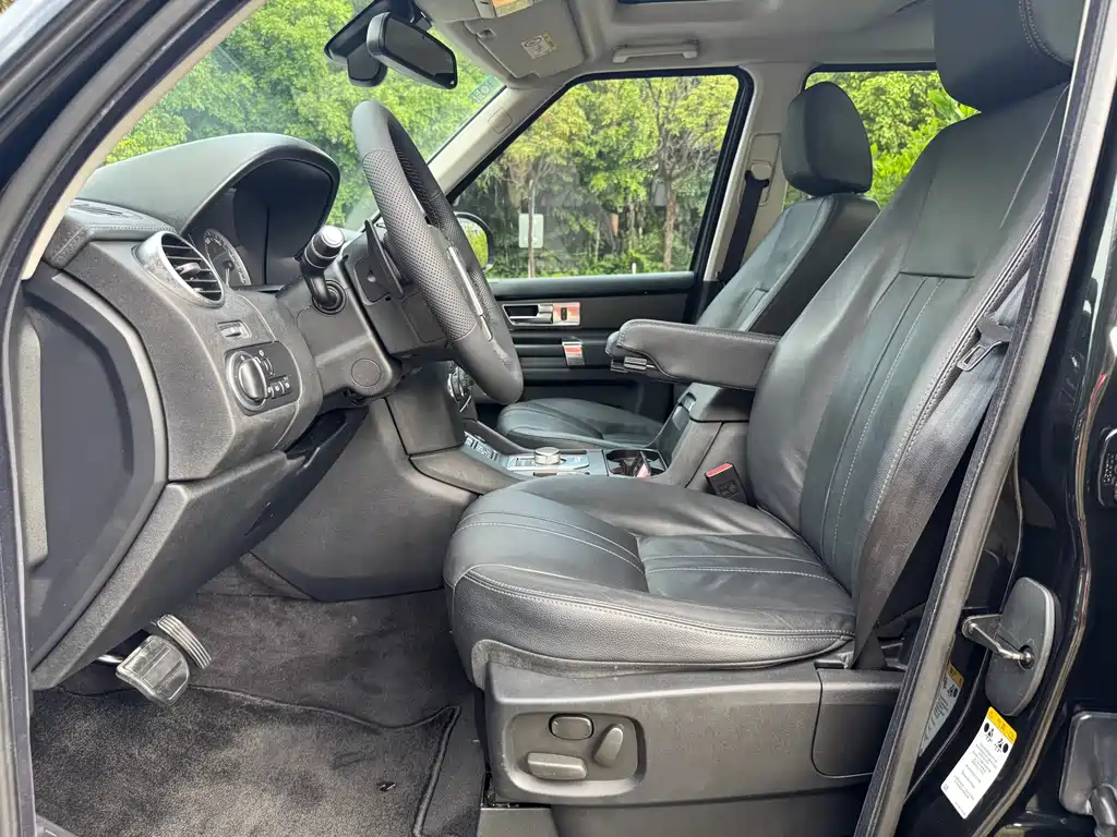Land Rover Discovery — миниатюра 7