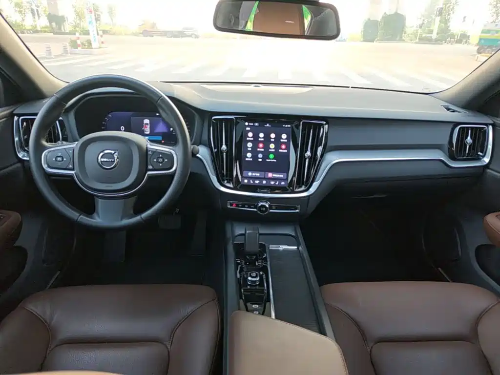 Volvo S60 — миниатюра 10