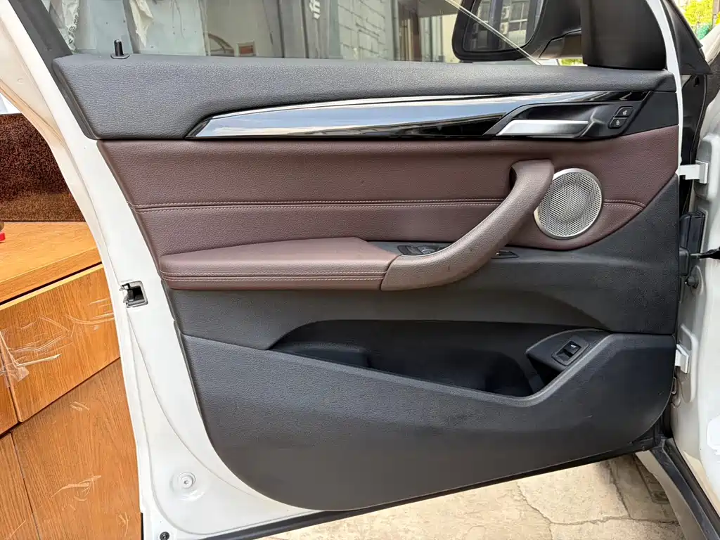 BMW X1 — миниатюра 16