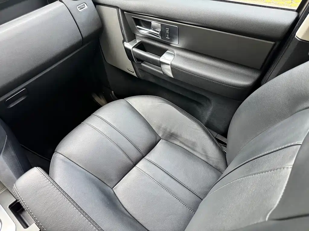 Land Rover Discovery — миниатюра 12
