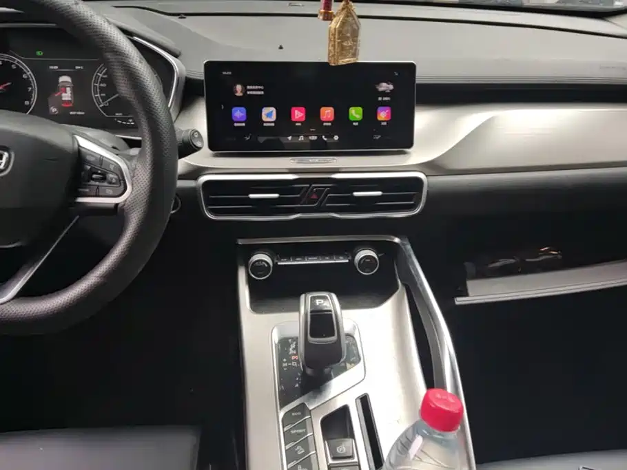 Geely Binyue — миниатюра 13