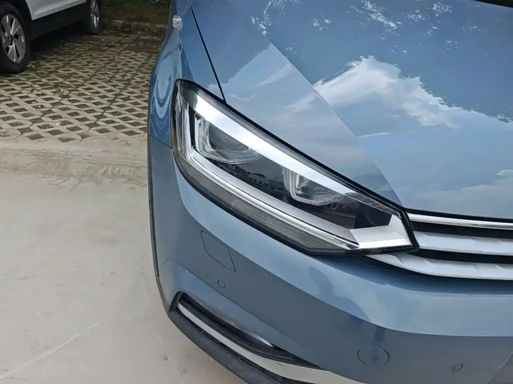 Volkswagen Touran — миниатюра 24
