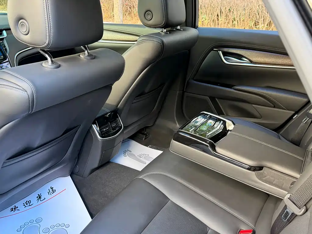 Cadillac XTS — миниатюра 23