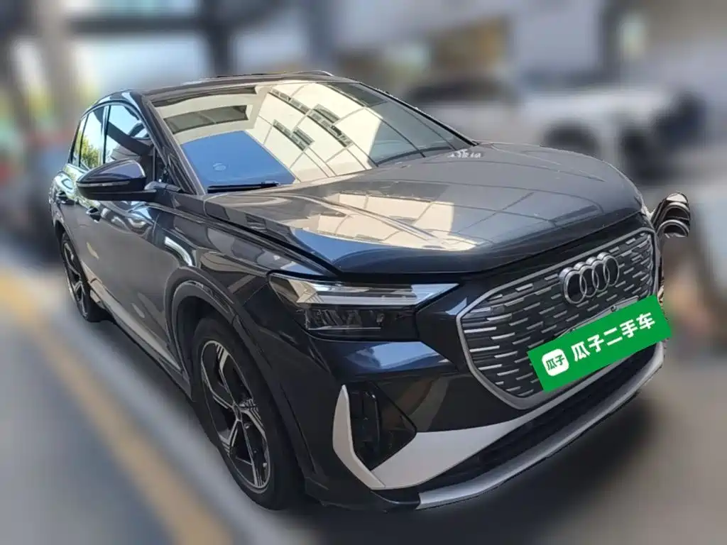 Audi Q4 e-tron — миниатюра 6