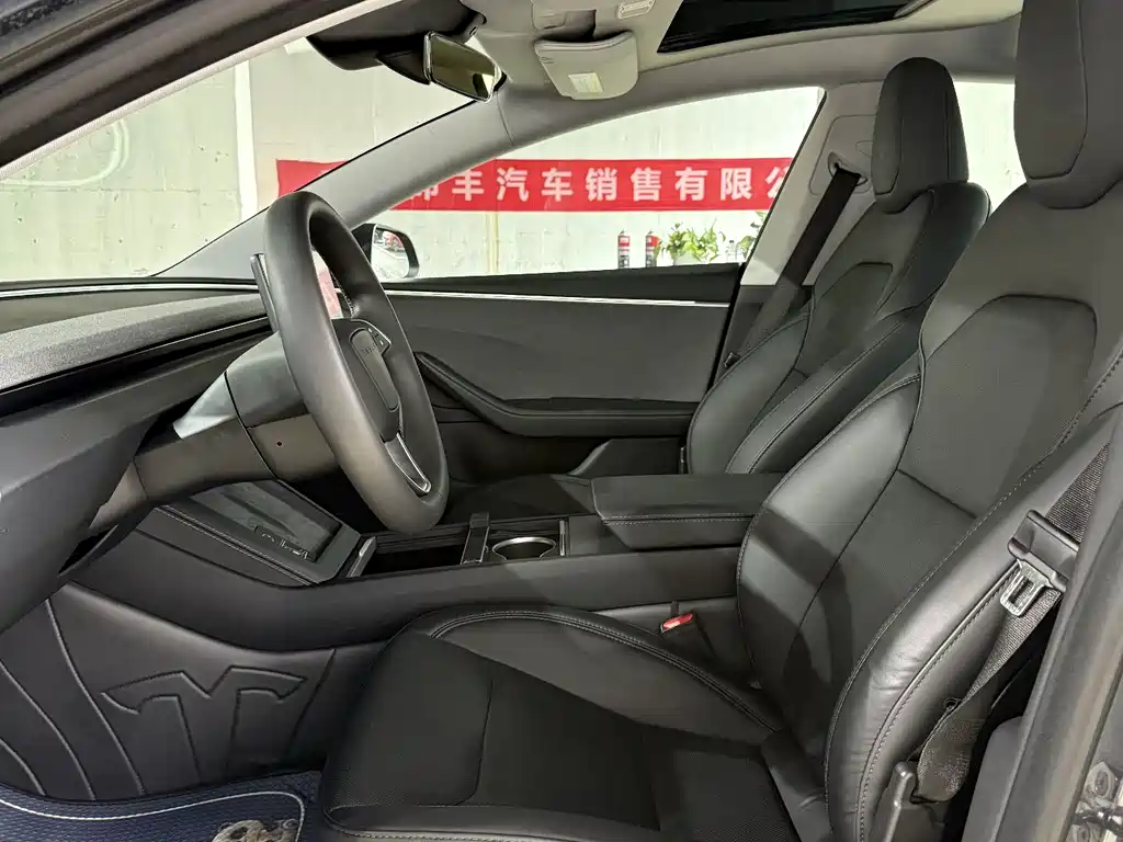 Tesla Model 3 — фотографии объявления, Фото 12