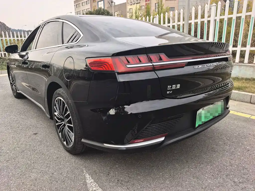 BYD Han — миниатюра 6