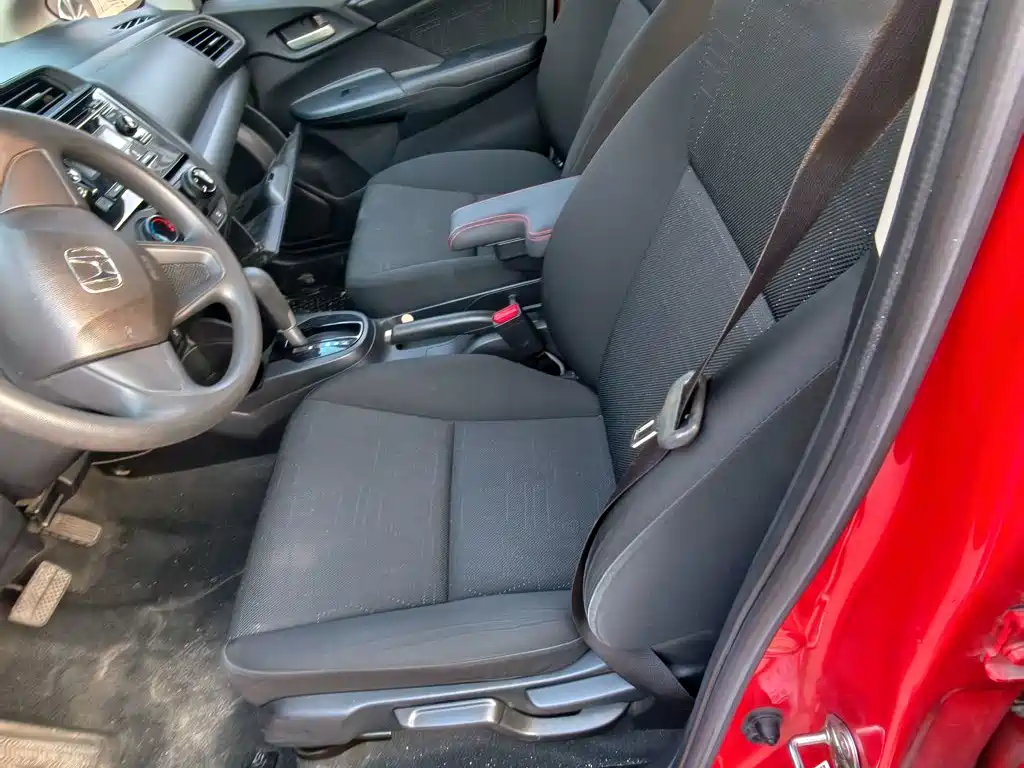 Honda Fit — миниатюра 13