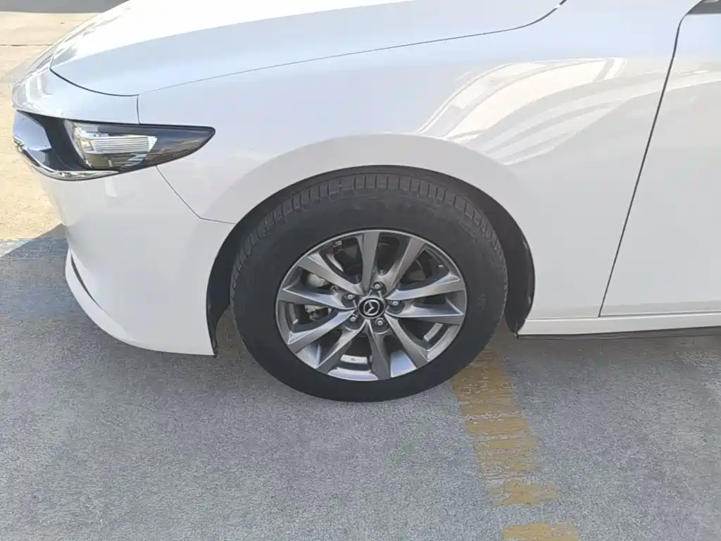 Mazda 3 Axela — миниатюра 23